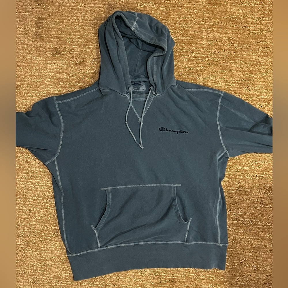 Champion hoodie 1️⃣
